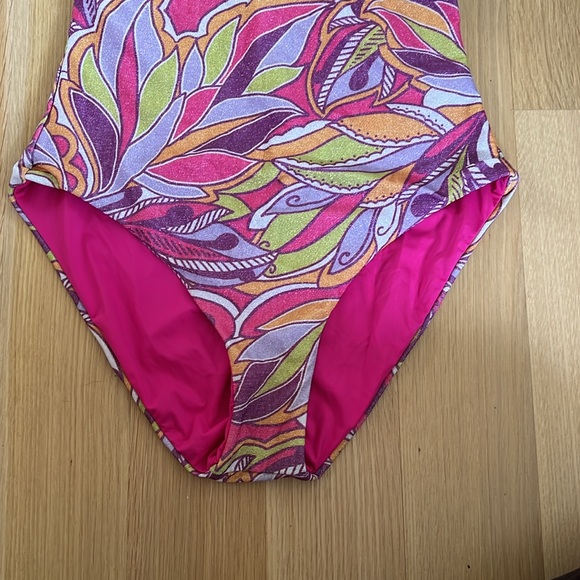 NWT Becca  MULTI Psychedelica Shimmer Loop Halter One Piece Swimsuit Sz Large - Picture 5 of 11